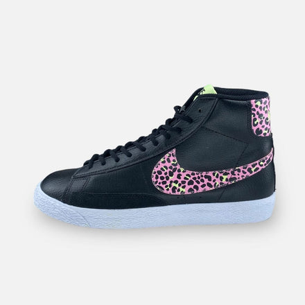 Tweedehands Nike Blazer Mid Black Pink Cheetah (GS) - Maat 39 1