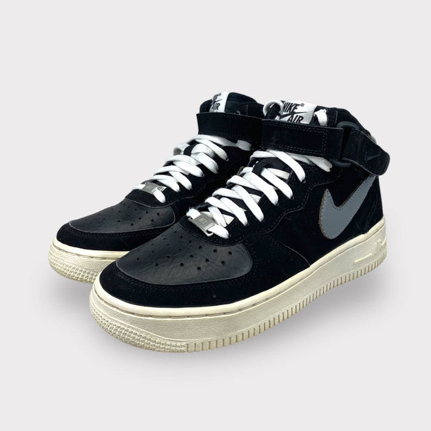 Nike Air Force 1 Mid Maat 37.5 WEAR