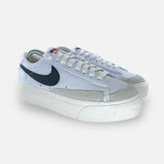 Tweedehands Nike Blazer Low Platform 'White' - Maat 38 2