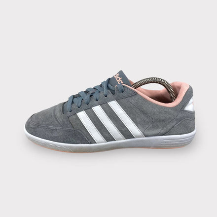 Tweedehands Adidas Hoops - Maat 40 1