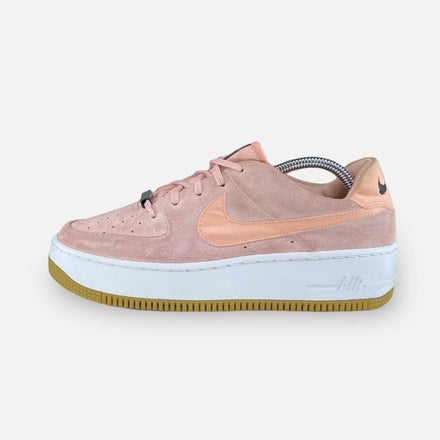 Tweedehands Nike Air Force 1 Sage Low - Maat 40 1