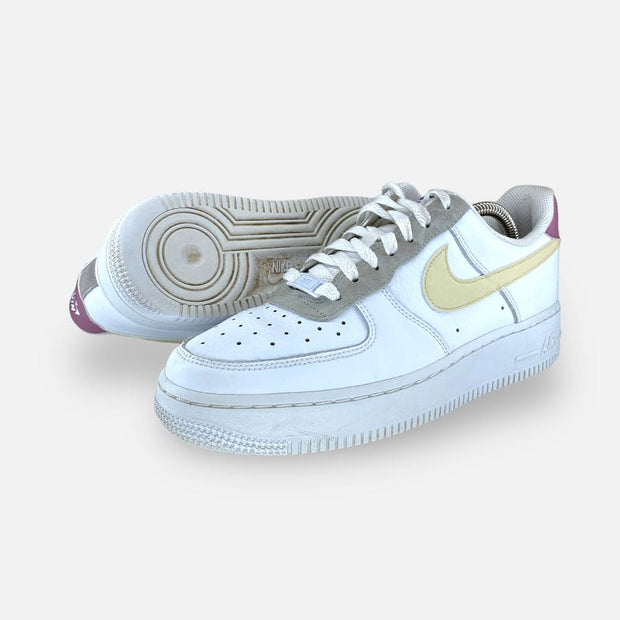 Tweedehands Nike Air Force 1 Low Essential &