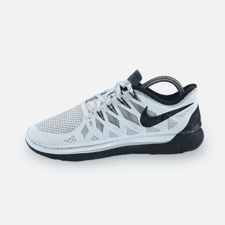 Tweedehands Nike Free 5.0 - Maat 39 4