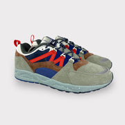 Tweedehands Karhu Fusion 2.0 Legend 'Abbey Stone' - Maat 44 2