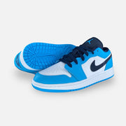 Tweedehands Jordan 1 Low UNC (2021) (GS) - Maat 37.5 4