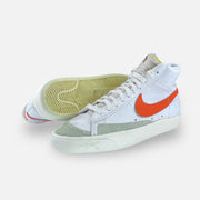 Tweedehands Nike W Blazer Mid '77 White Habanero Red Sail - Maat 39 4