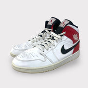 Tweedehands Nike Air Jordan 1 Mid "Chicago Remix" - Maat 45 3