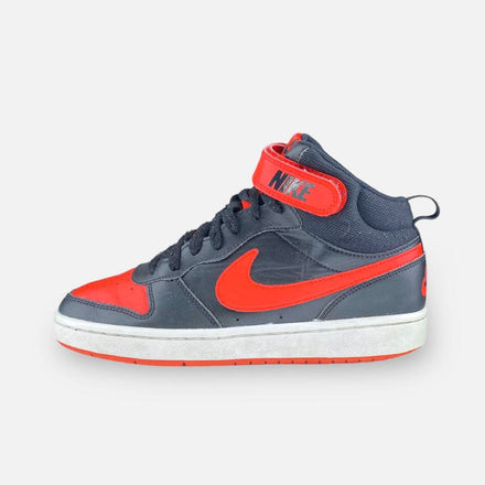 Tweedehands Nike COURT BOROUGH MID 2 GS - Maat 38 1