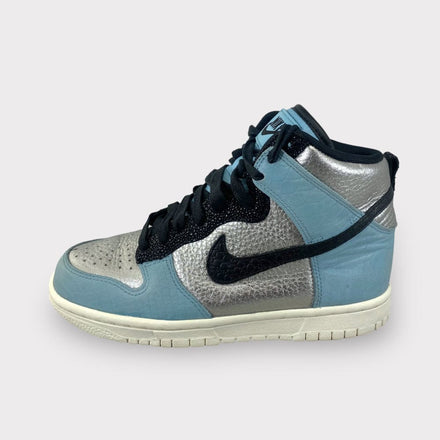 Tweedehands Nike Dunk Hi Lx W - Maat 37.5 1