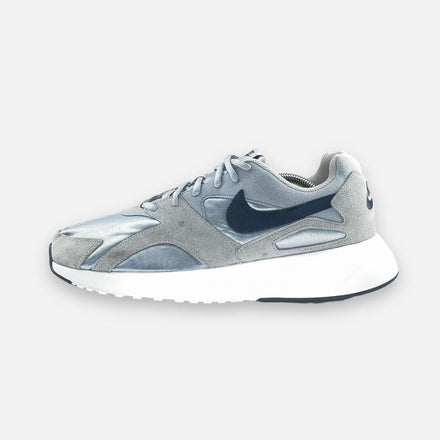 Tweedehands Nike Pantheos - Maat 45 2