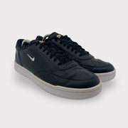 Tweedehands Nike Court Vintage 'Black' - Maat 40 3