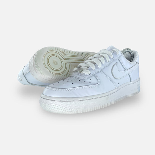Tweedehands Nike Air Force 1 07 WMNS &