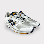 Tweedehands Asics Gel Saga - Maat 42.5 2