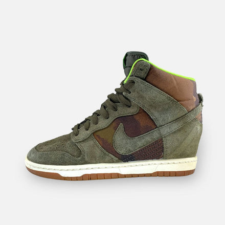 Tweedehands NIKE WMNS DUNK SKY HI - Maat 38.5 1