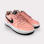 Tweedehands Nike Air Force 1 BG Valetine's Day 'Pink' - Maat 36.5 2