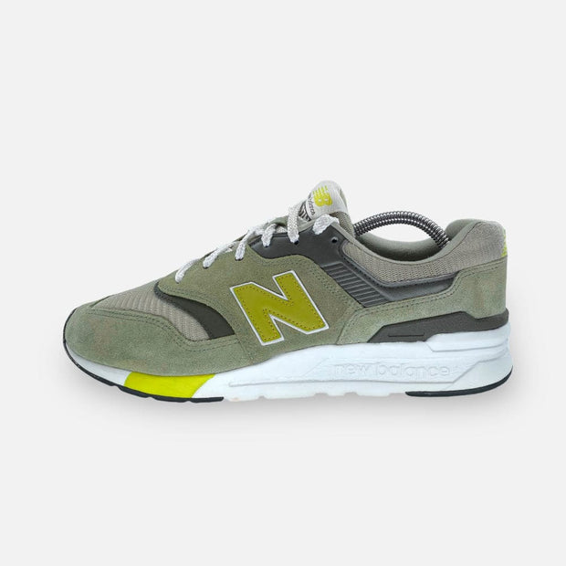 Tweedehands New Balance CM997 HEZ - Maat 43 1