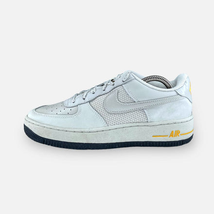 Tweedehands Nike Air Force 1 Low - Maat 39 1