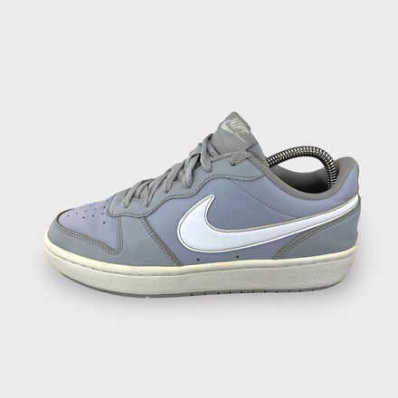 Tweedehands  Nike Court Borough Laag 2 Grijs Wit - Maat 40 1