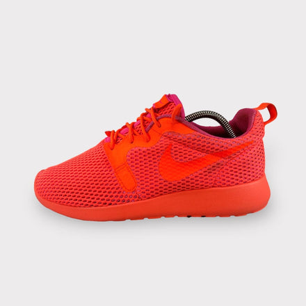 Tweedehands Nike Womens WMNS Roshe One Hyp TTL Crimson Marathon Running - Maat 40 1