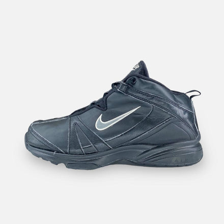 Tweedehands Nike Tiempo Legend 8 Club - Maat 42 1
