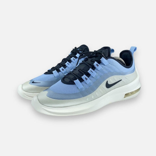 Tweedehands Nike Sportswear Air Max Axis - Maat 40 1