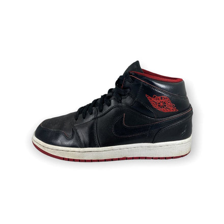 Jordan 1 Retro Mid Black Red White - Maat 42.5 Jordan 1 Retro Mid