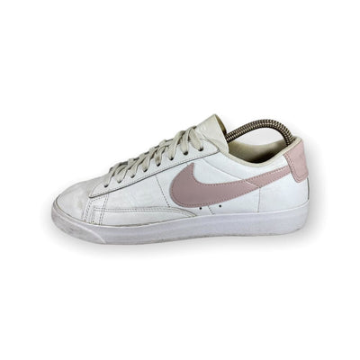 Nike Wmns Blazer Low LE - Maat 39 Nike