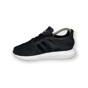 adidas Swift Run W (Core Black / Core Black / Ftwr White) - Maat 37.5 Adidas