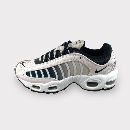 Nike Air Max Tailwind IV 'Pink/Black' - Maat 37.5 Nike