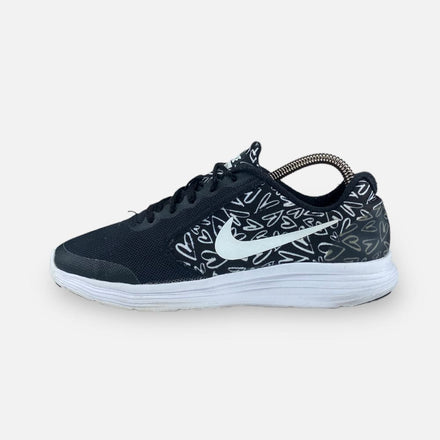 Tweedehands Nike Revolution 3 Low Black White Youth Running Shoes - Maat 37.5 1