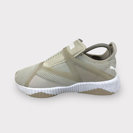 Tweedehands Puma Defy Cage - Maat 38.5 1