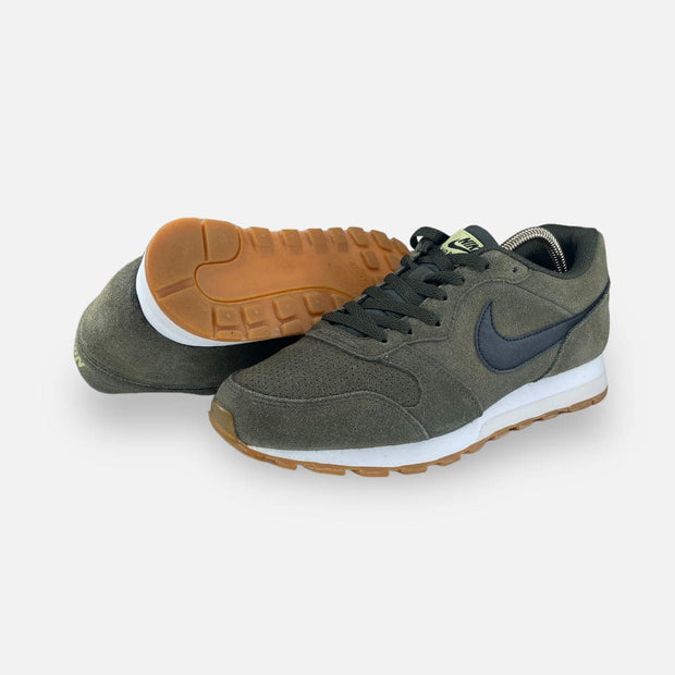 Tweedehands Nike MD RUNNER 2 SUEDE W - Maat 42 4