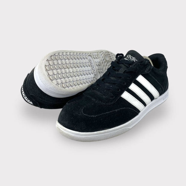 Tweedehands adidas Cross Court - Maat 39.5 4