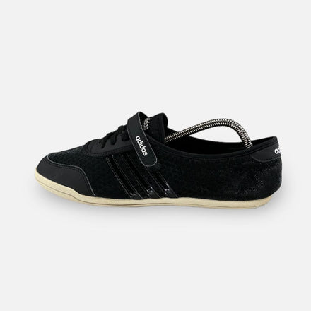 Tweedehands Adidas DIONA - Maat 40 1