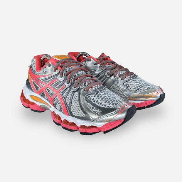 Tweedehands ASICS Gel-NimbUK - Maat 40 2