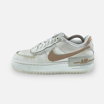Tweedehands NIKE WMNS Air Force 1 Shadow - Maat 38.5 1