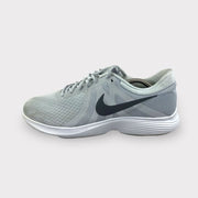 Tweedehands Nike Revolution 4 - Maat 45.5 1