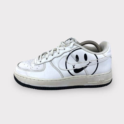 Tweedehands Nike Air Force 1 LV8 2 'White' Have A Nike Day - Maat 38.5 1