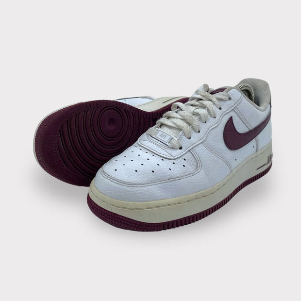 Tweedehands Nike Air Force 1&