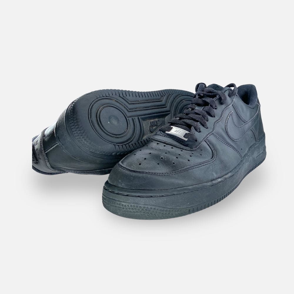 Air Force Maat 43 Nike Air Force 'Triple Black' Maat 43 – WEAR