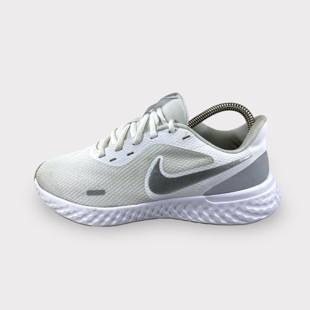 nike revolution 5 men grey