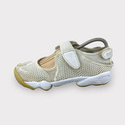 Tweedehands Nike Air Rift Breathe Pure Platinum (W) - Maat 40.5 1