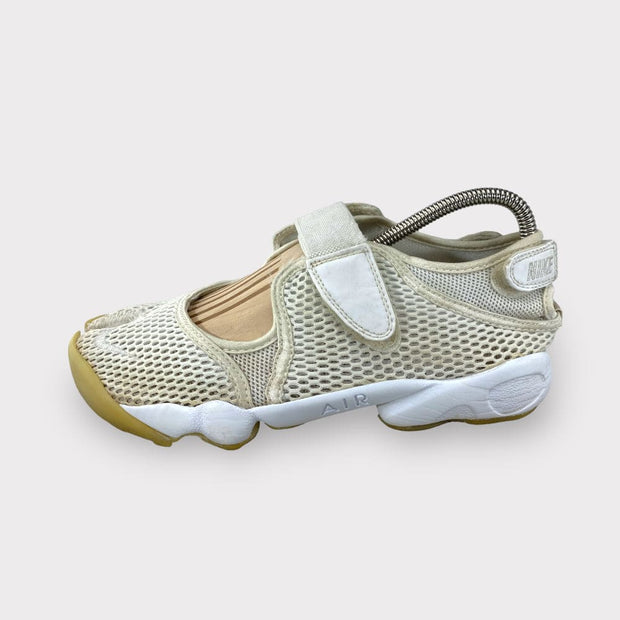 Tweedehands Nike Air Rift Breathe Pure Platinum (W) - Maat 40.5 1