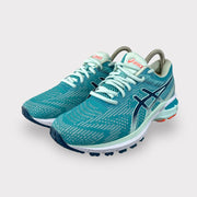 Tweedehands Asics GT-200 8 - Maat 39 3