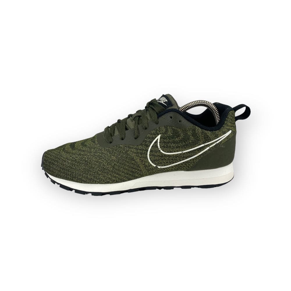 Nike MD Runner 2 ENG Mesh Maat 42 WEAR