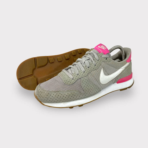 Tweedehands Nike Internationalist - Maat 39 4