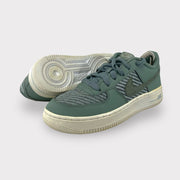 Tweedehands Nike Air Force 1 LV8 - Maat 37.5 4