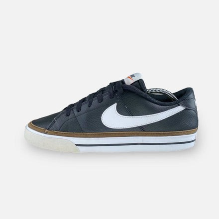 Tweedehands Nike Court Legacy - Maat 45 1