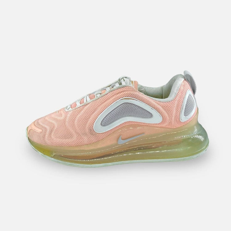 Nike Air Max 720 Maat 36.5 WEAR