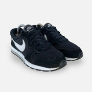Tweedehands Nike MD Runner 2 (GS) - Maat 39 3